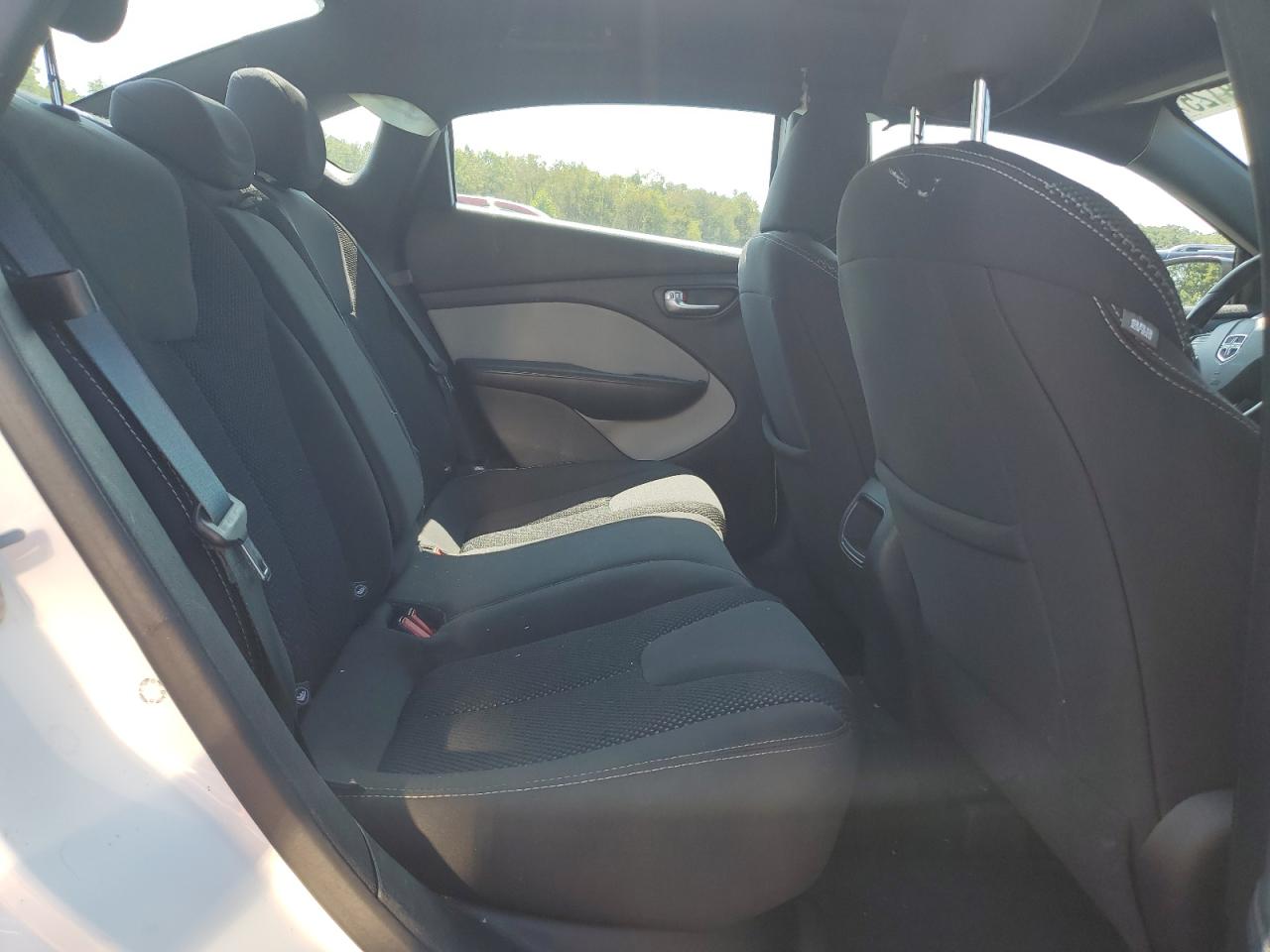 2015 Dodge Dart Sxt VIN: 1C3CDFBB9FD180684 Lot: 71809125