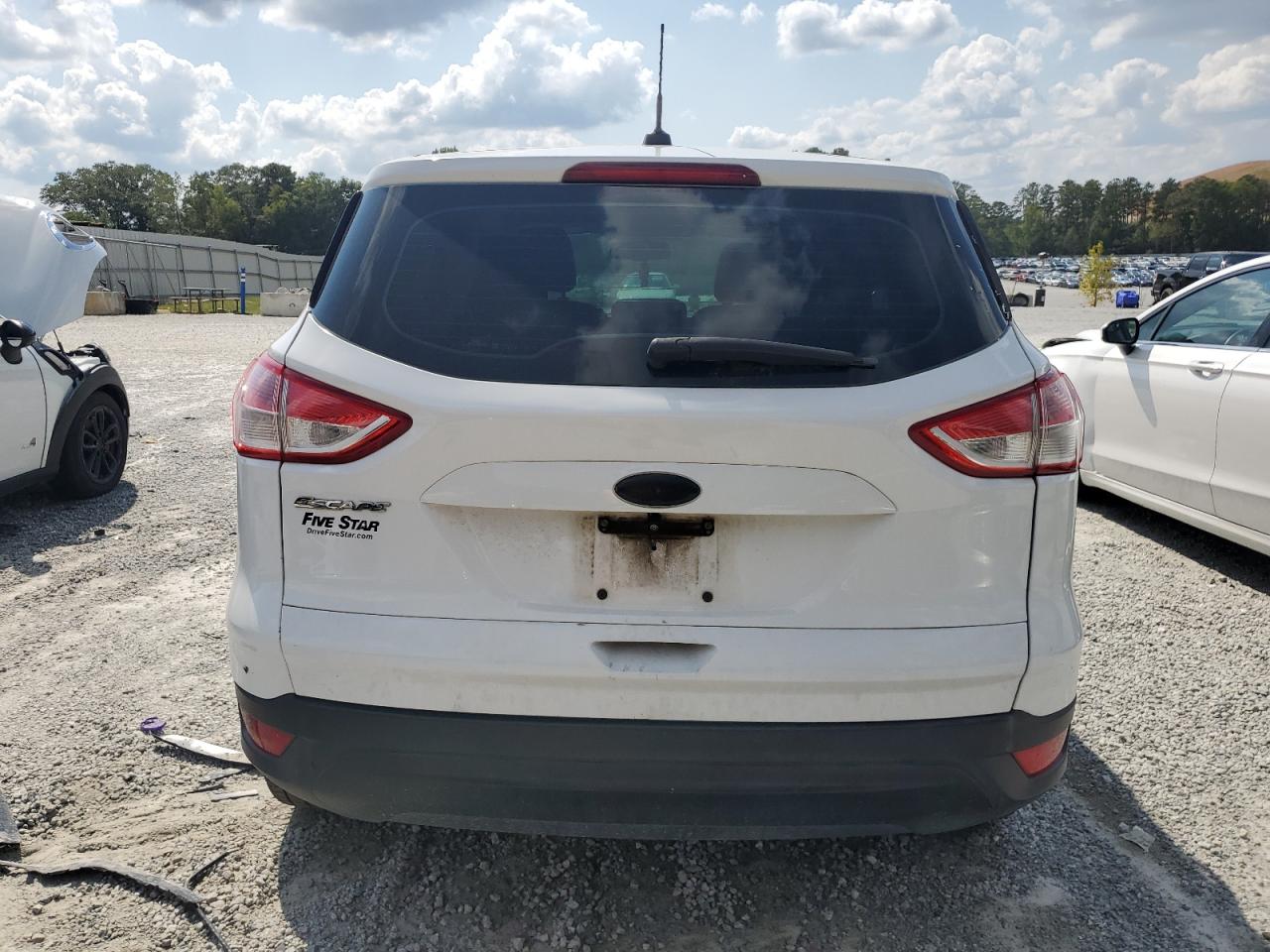 2013 Ford Escape S VIN: 1FMCU0F75DUC01490 Lot: 81547655