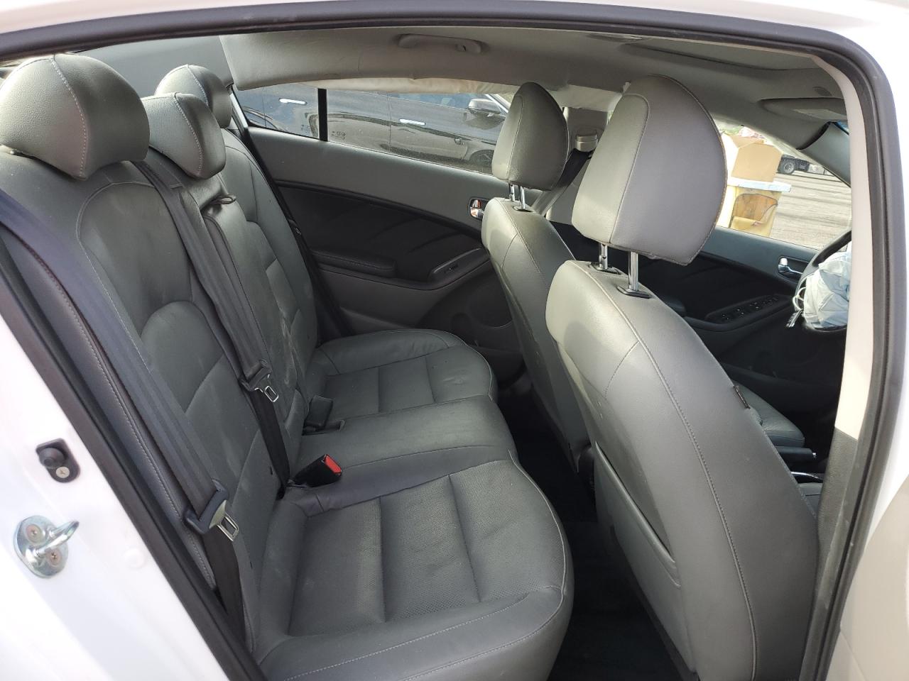 2017 Kia Forte Ex VIN: 3KPFN4A86HE005729 Lot: 80221125