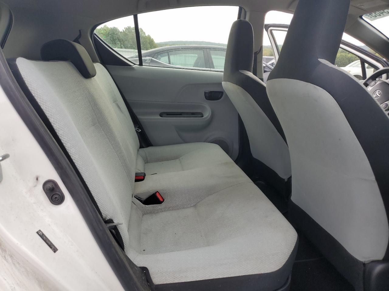 2013 Toyota Prius C VIN: JTDKDTB39D1548715 Lot: 81823485