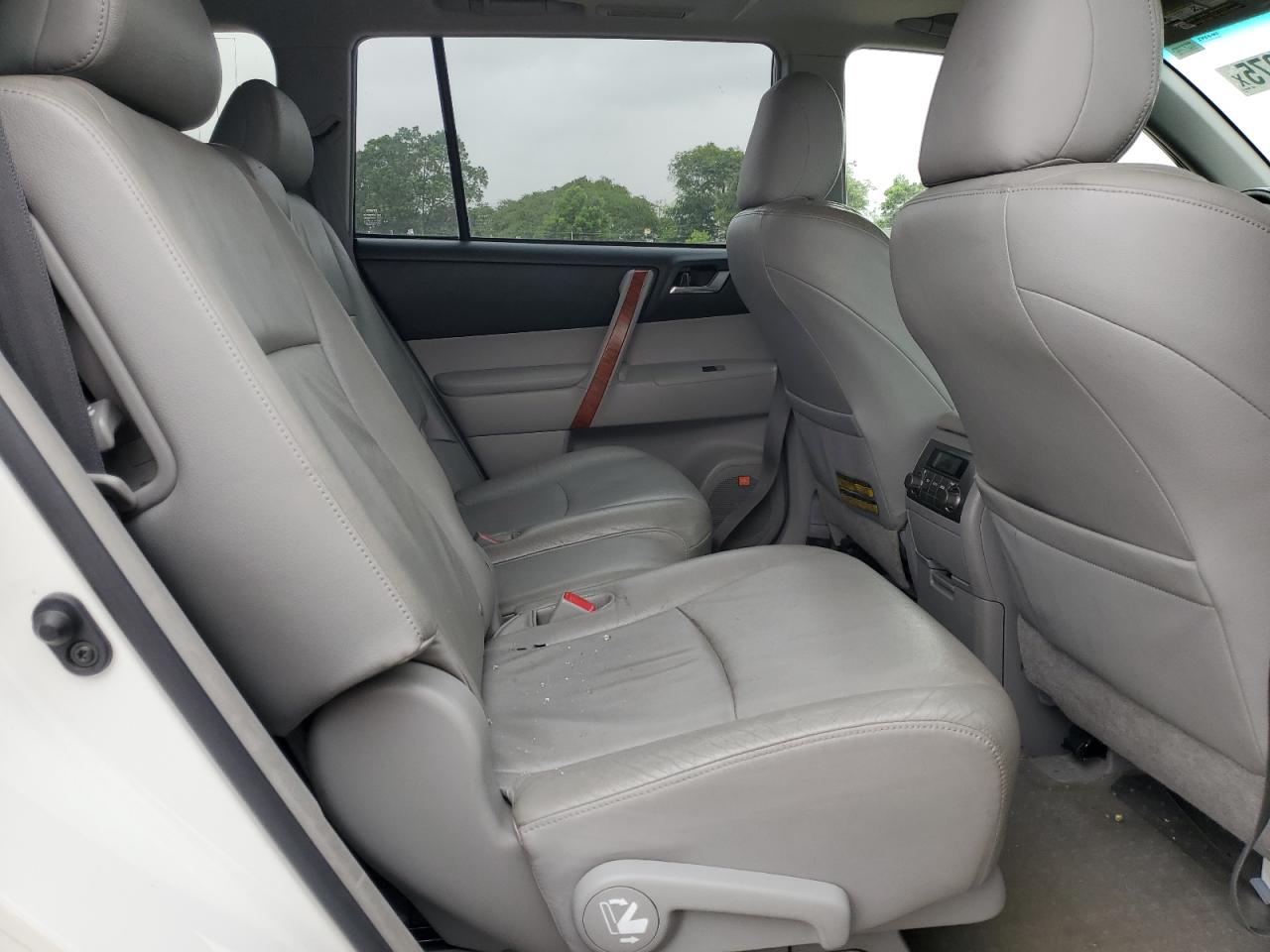 2009 Toyota Highlander Limited VIN: JTEDS42A092089834 Lot: 81878075