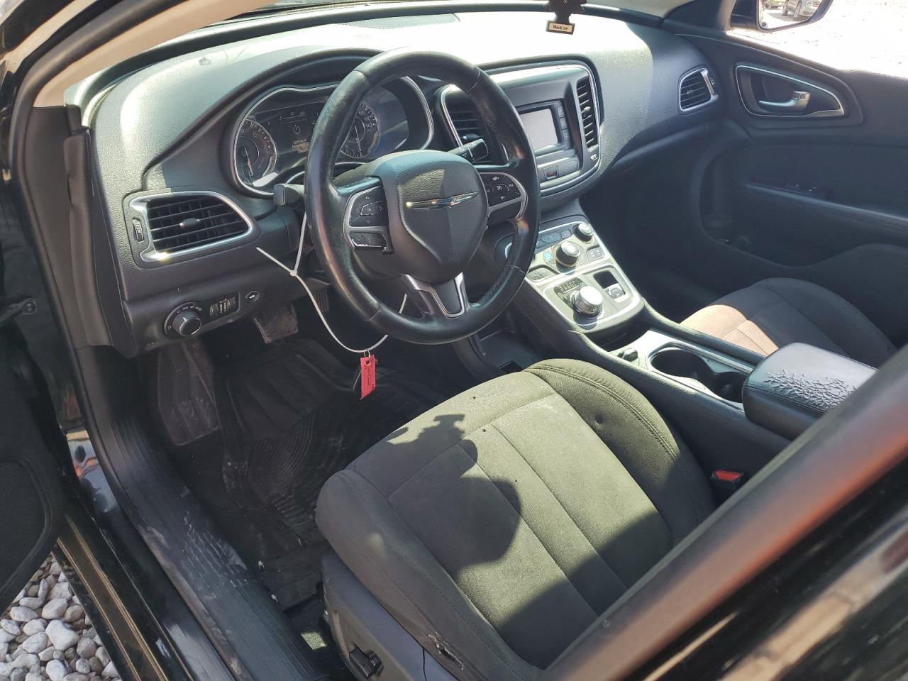 2015 Chrysler 200 Limited VIN: 1C3CCCAB8FN670580 Lot: 80913705