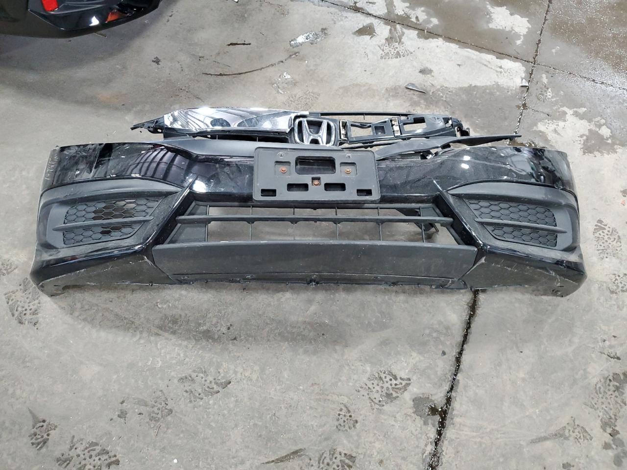 2018 Honda Civic Lx VIN: 19XFC2F51JE021223 Lot: 71161585