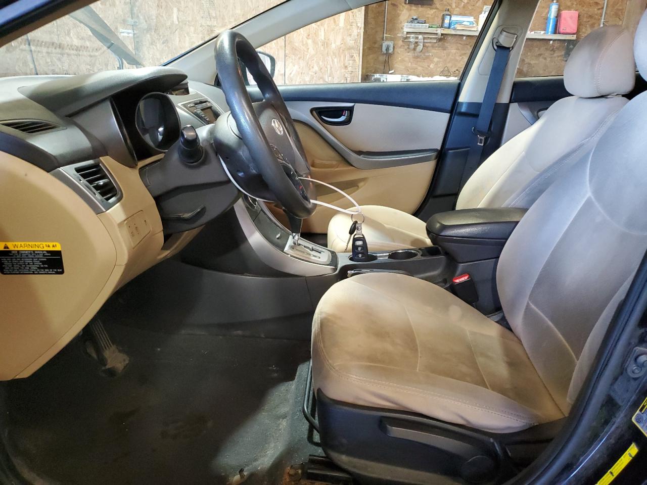 2013 Hyundai Elantra Gls VIN: 5NPDH4AE1DH395102 Lot: 81012345