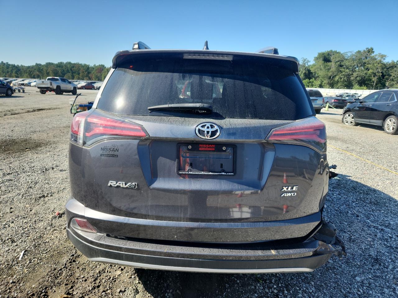 2017 Toyota Rav4 Xle VIN: 2T3RFREV3HW673225 Lot: 80132875