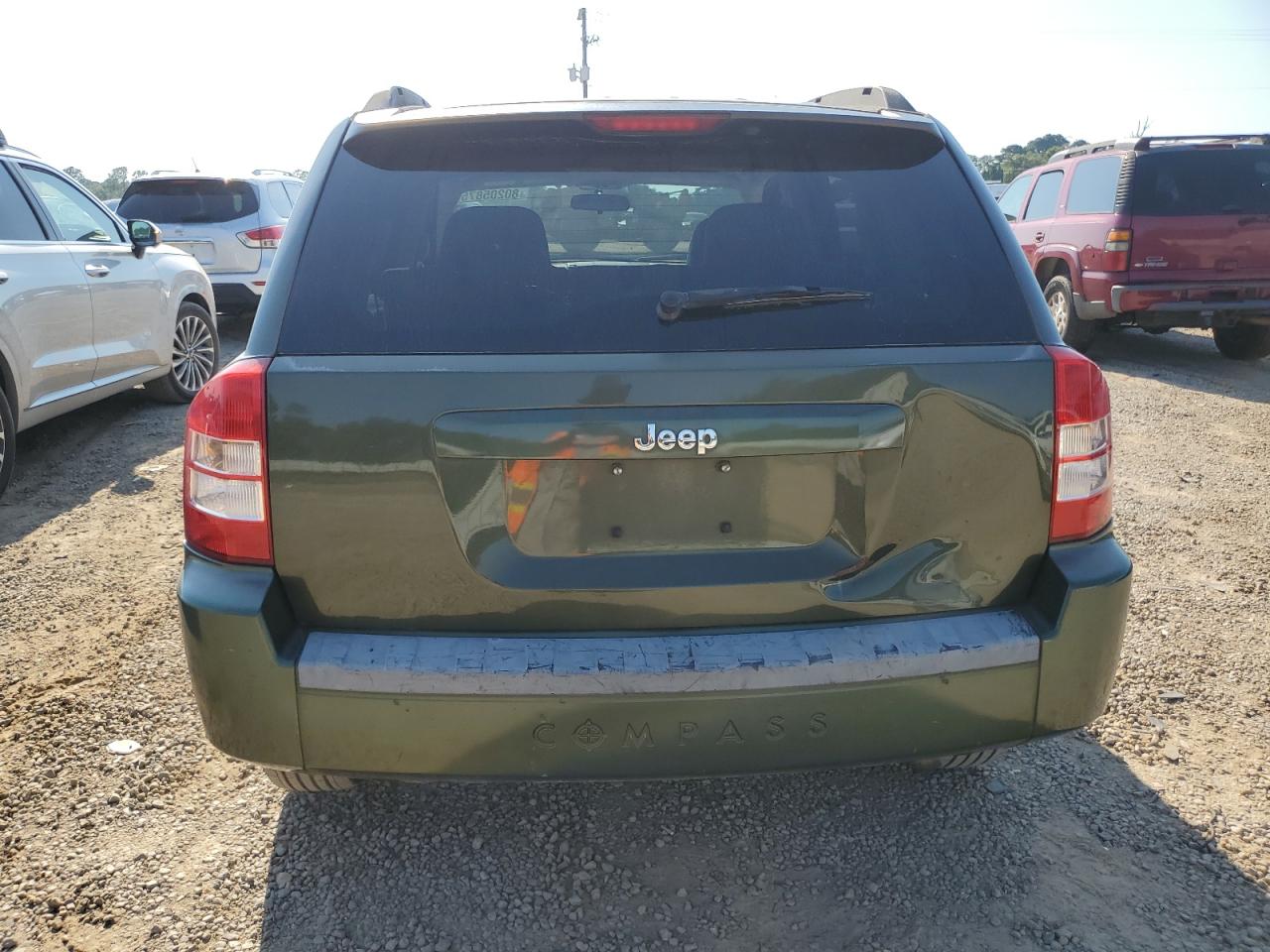 2007 Jeep Compass VIN: 1J8FT47W27D315204 Lot: 80205875