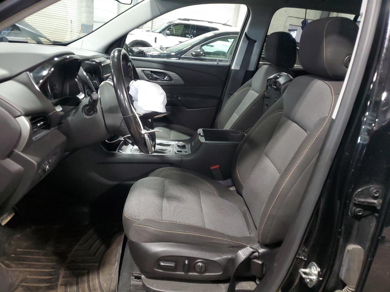 2018 Chevrolet Traverse Lt VIN: 1GNEVGKW8JJ213654 Lot: 71013295