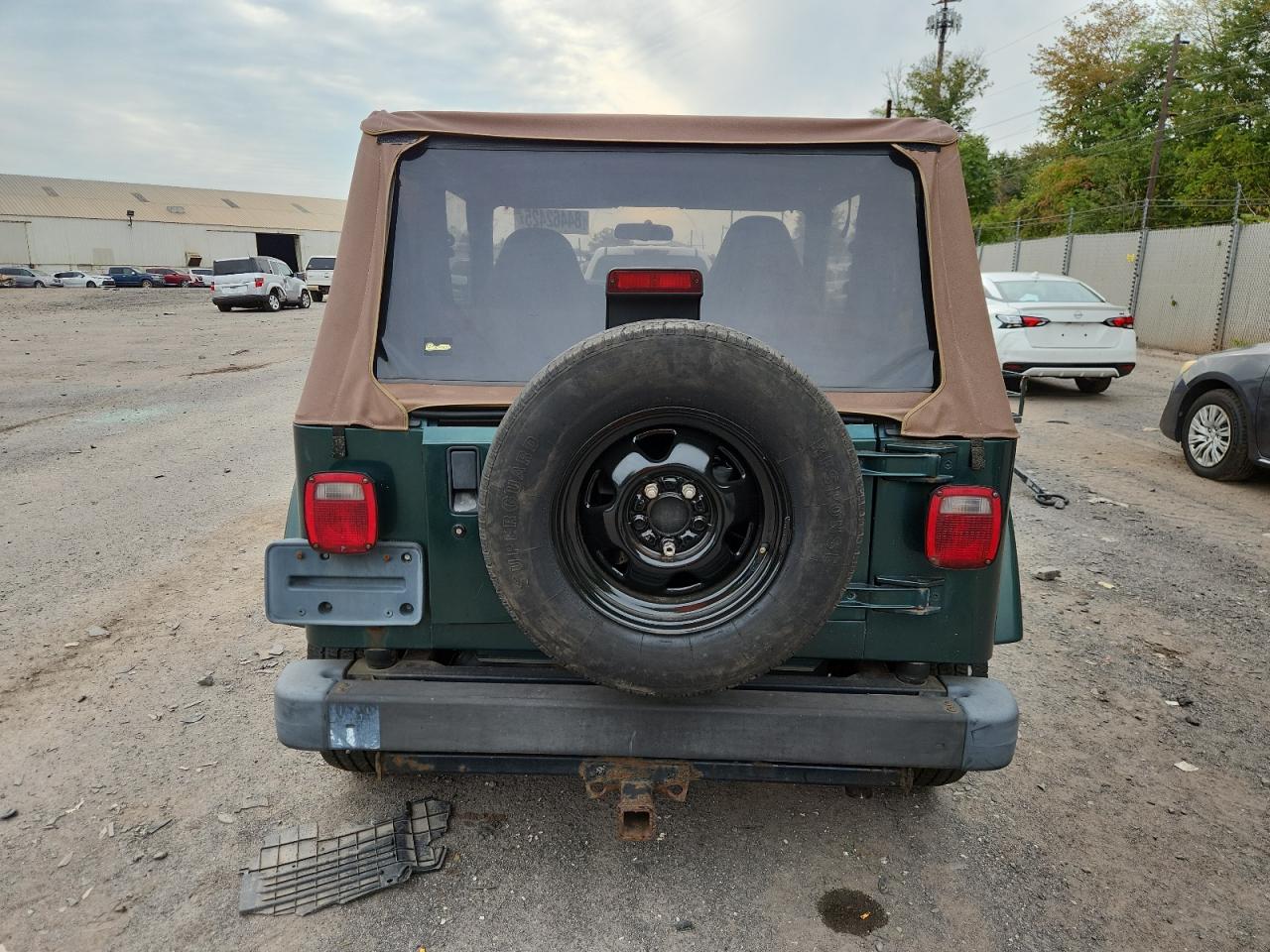 2001 Jeep Wrangler / Tj Sahara VIN: 1J4FA59S31P324555 Lot: 84462425
