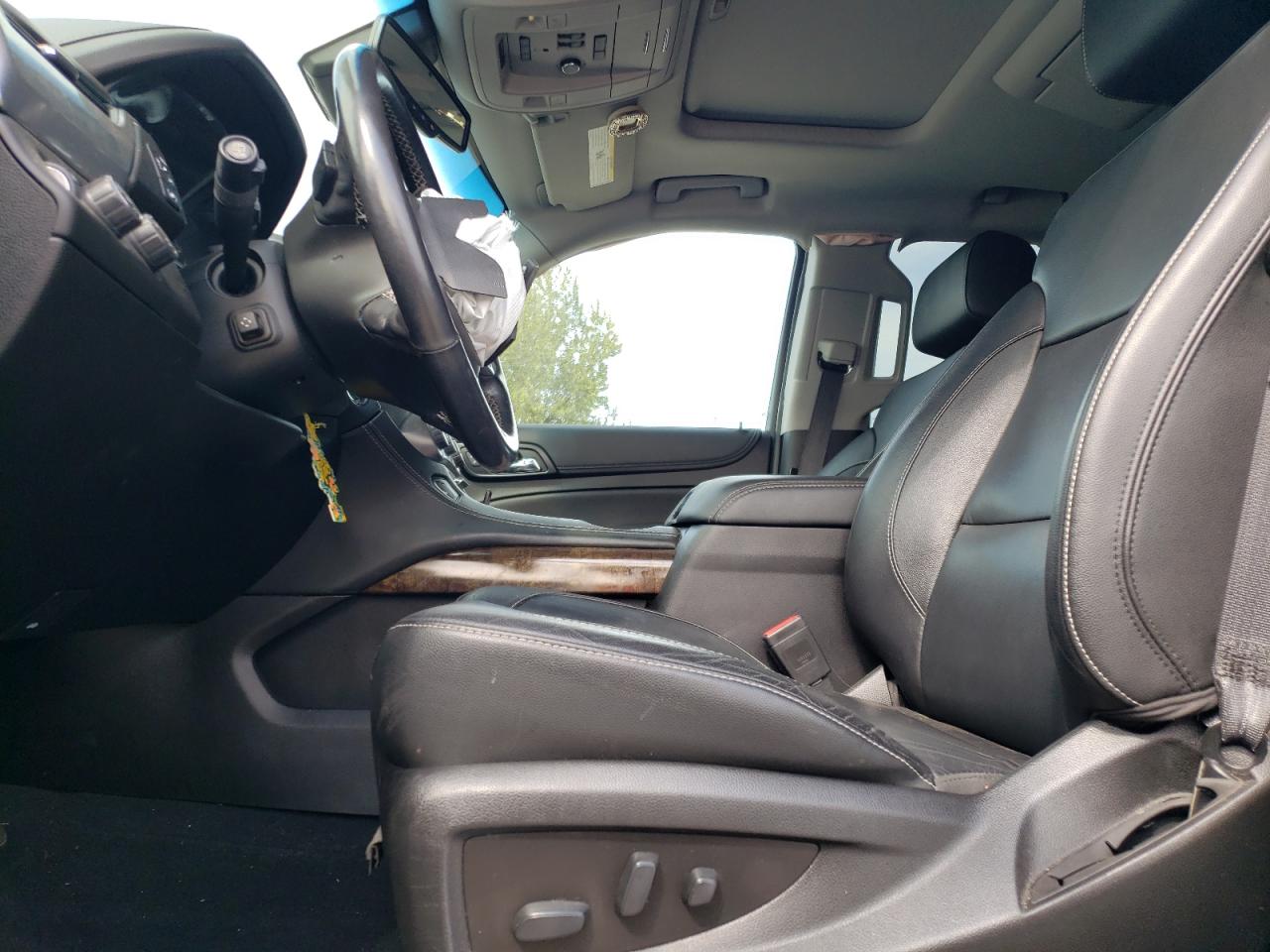 2019 Chevrolet Tahoe K1500 Lt VIN: 1GNSKBKC8KR280469 Lot: 71911655