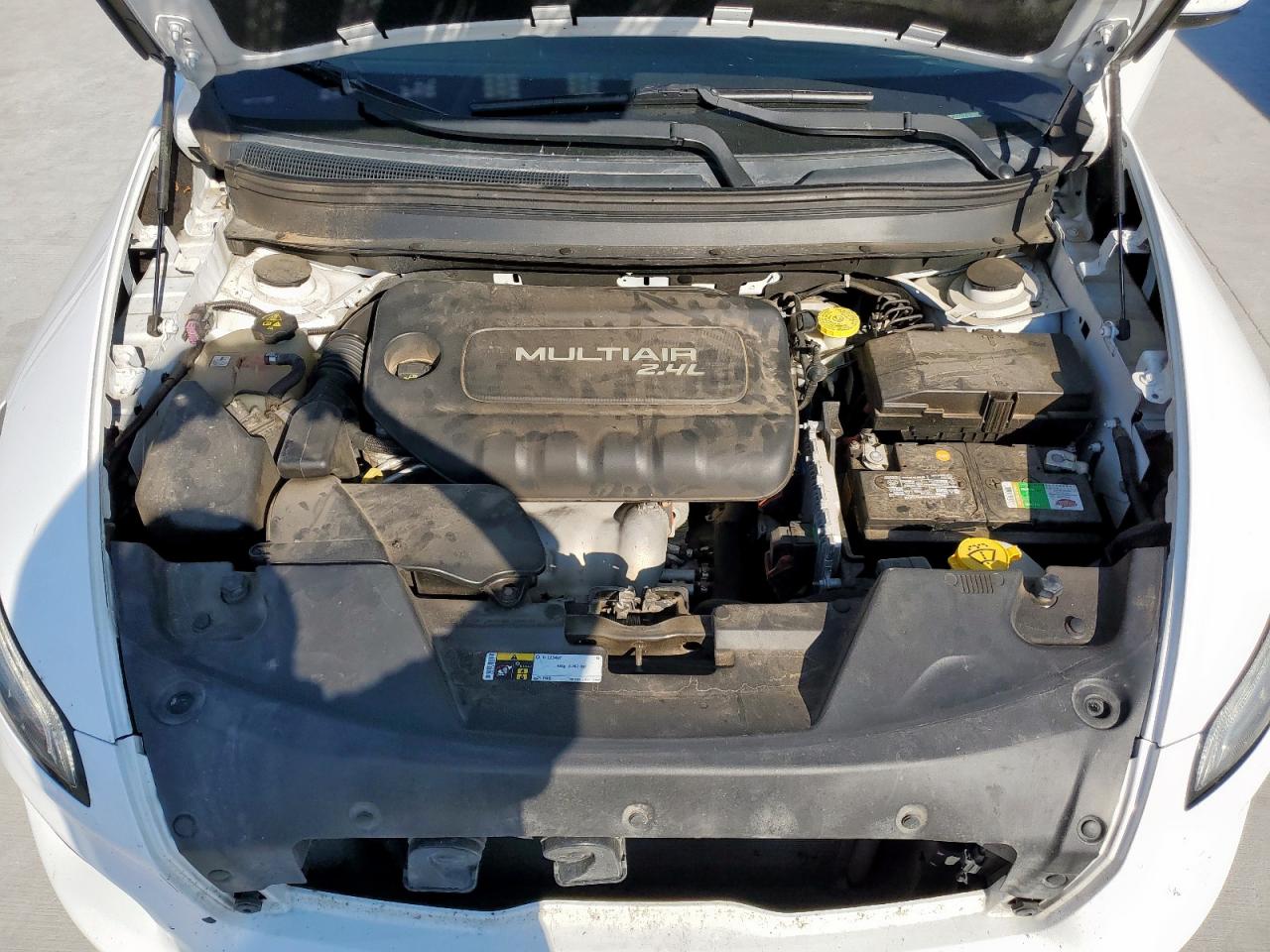 2018 Jeep Cherokee Latitude Plus VIN: 1C4PJLLB4JD596976 Lot: 82157275