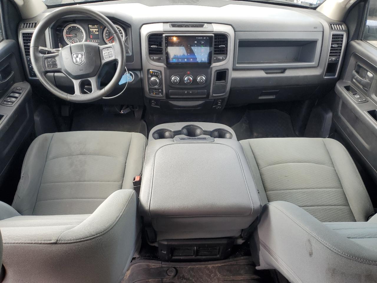 2016 Ram 1500 St VIN: 3C6RR7KT7GG371389 Lot: 70912505