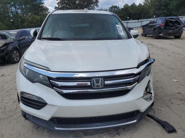  HONDA PILOT 2016 Белы