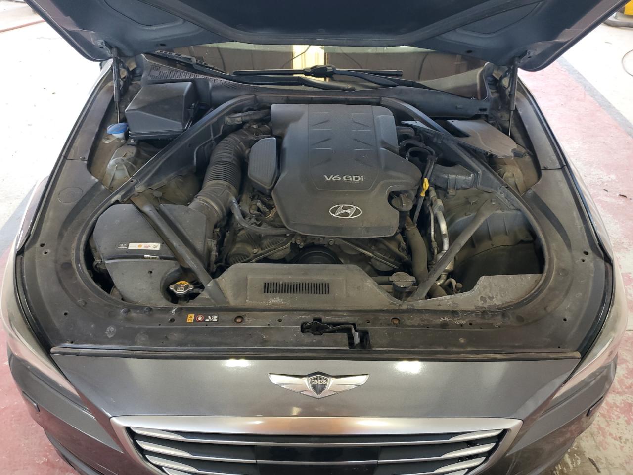 2015 Hyundai Genesis 3.8L VIN: KMHGN4JE1FU083078 Lot: 70884735