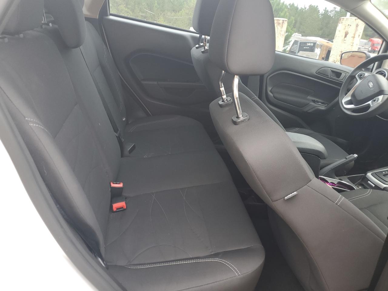 2018 Ford Fiesta Se VIN: 3FADP4EJ1JM105852 Lot: 84450055