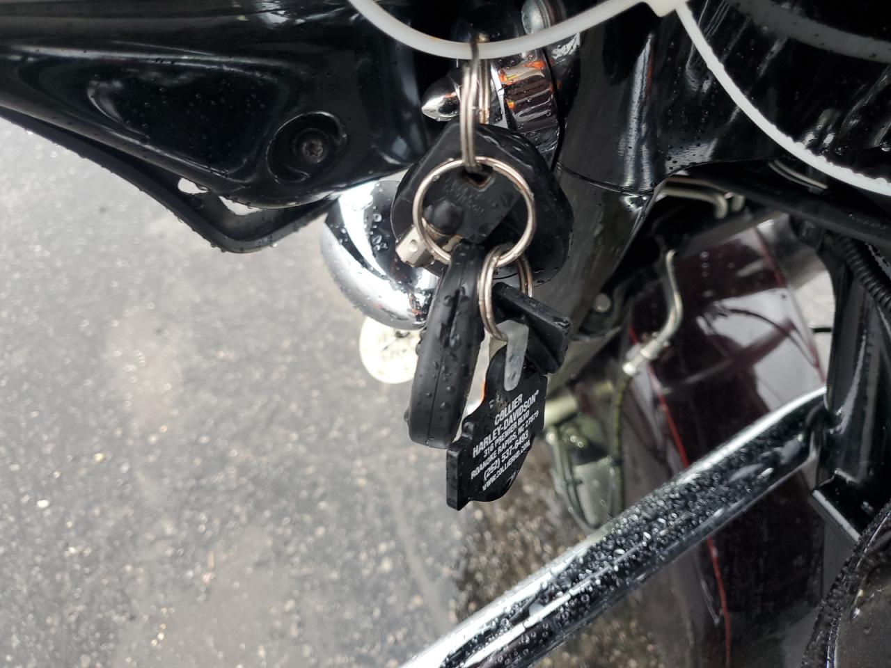 2014 Harley-Davidson Flhxs Street Glide Special VIN: 1HD1KRM10EB703503 Lot: 84452575