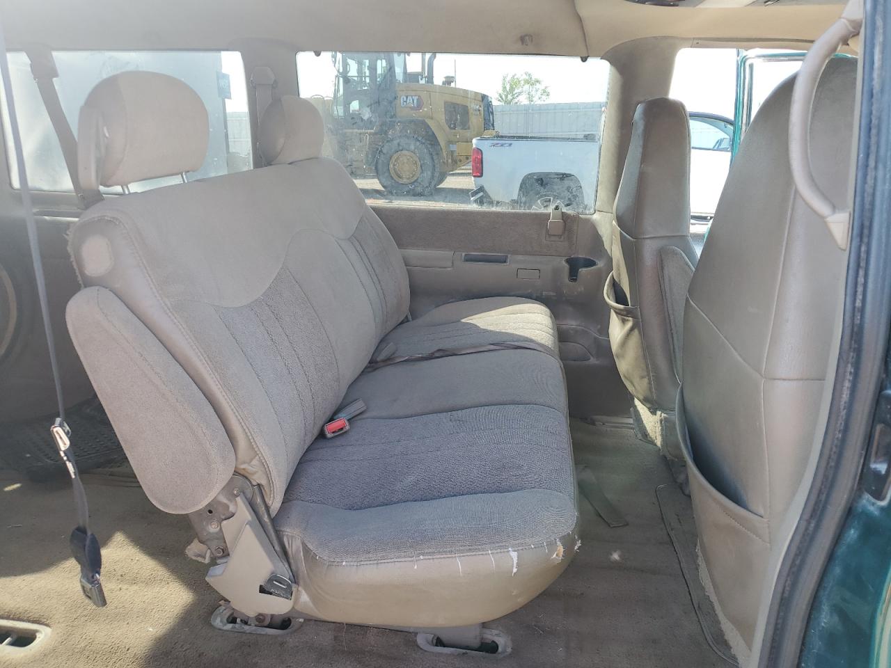 2000 Chevrolet Astro VIN: 1GNEL19W8YB162895 Lot: 71609335