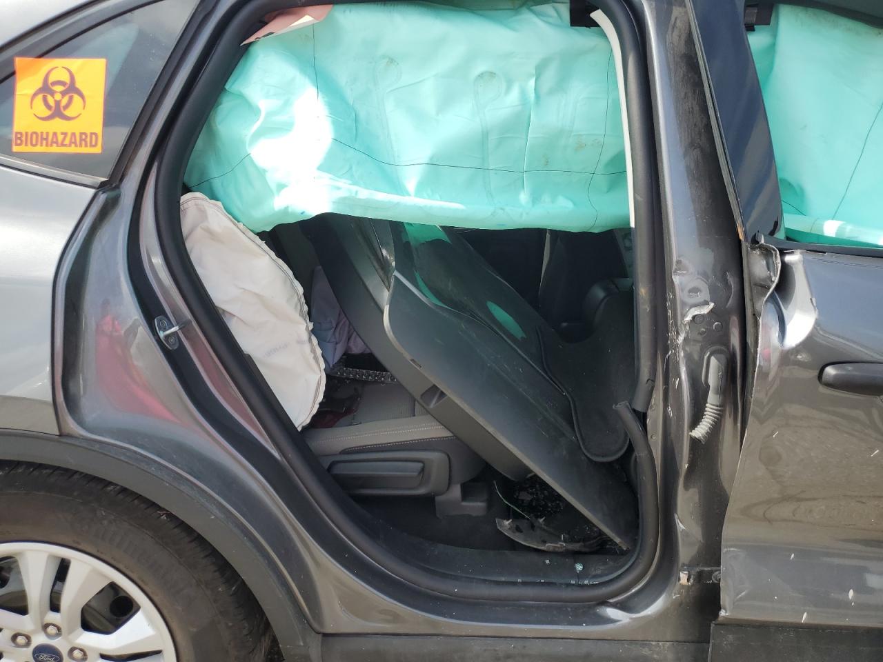 2022 Ford Escape S VIN: 1FMCU0F64NUB52694 Lot: 81762875