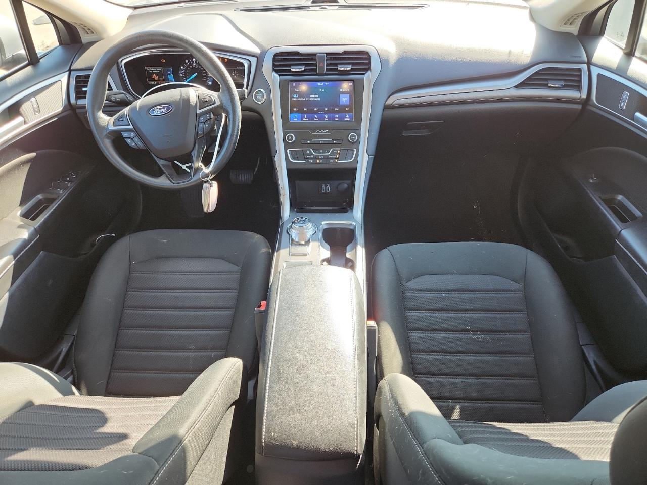 2020 Ford Fusion Se VIN: 3FA6P0HD6LR248132 Lot: 83929775