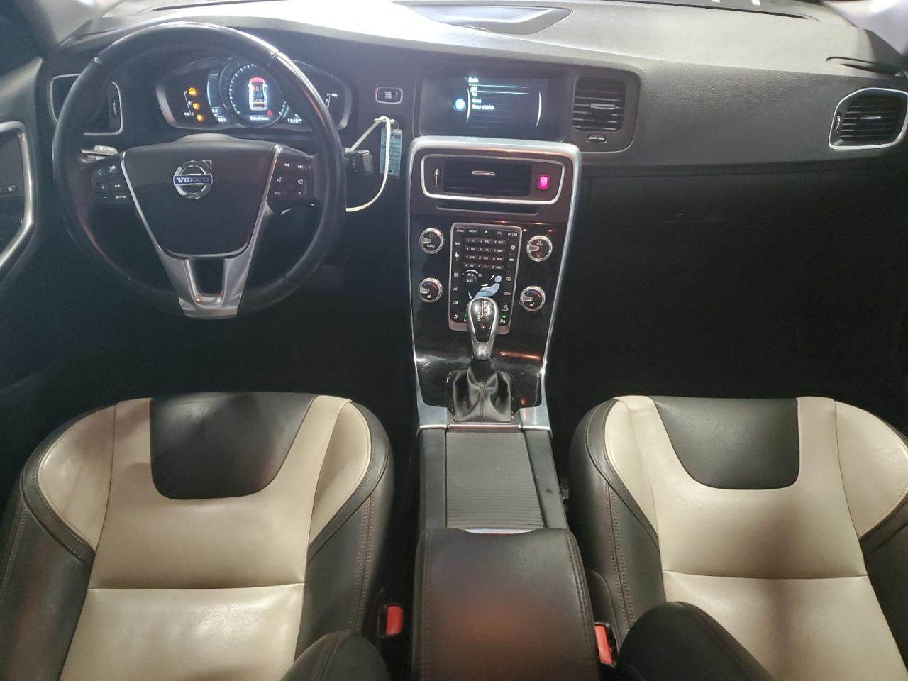 2016 Volvo S60 Cross Country T5 VIN: YV4612UM2G2000755 Lot: 83839815