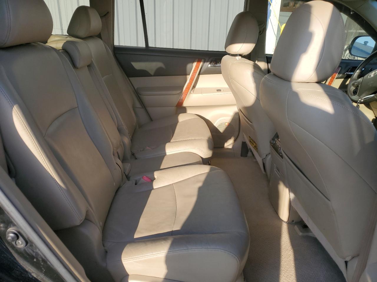 2009 Toyota Highlander Limited VIN: JTEES42A392122930 Lot: 84737795