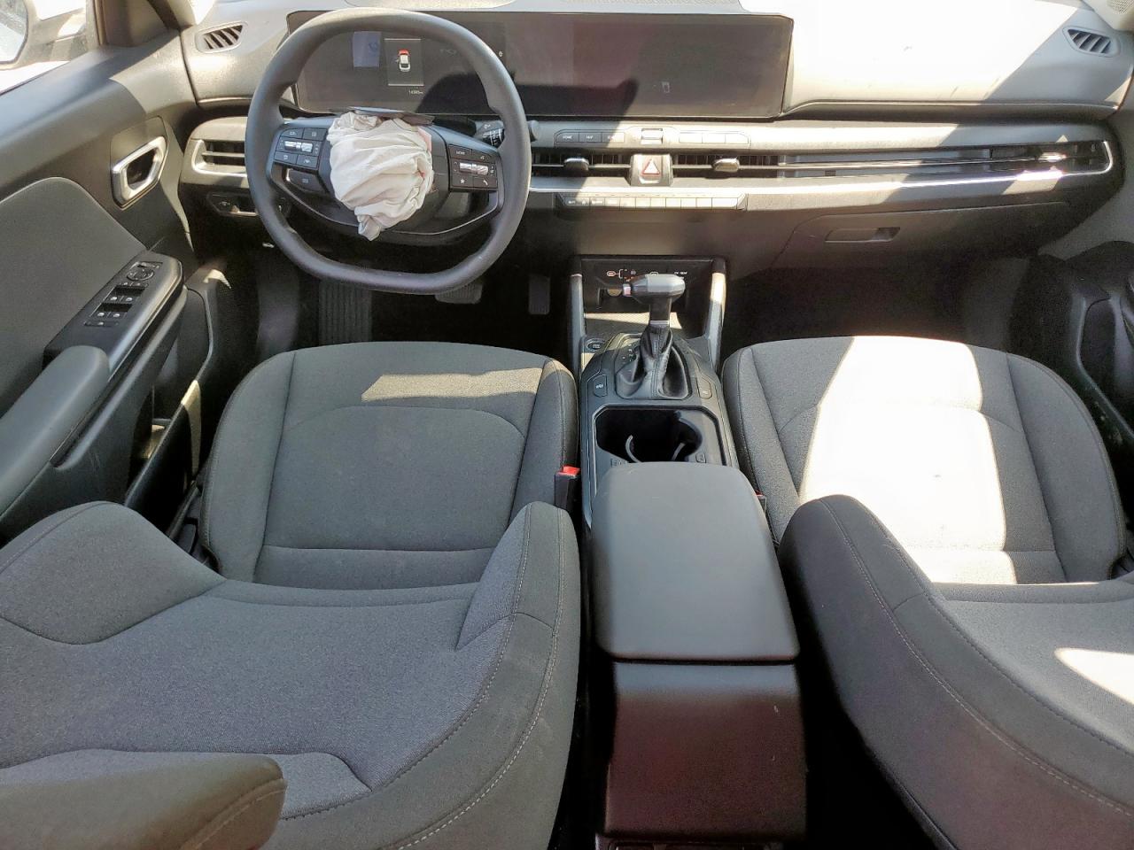 2025 Kia K4 Lx VIN: 3KPFT4DE1SE098951 Lot: 71667535