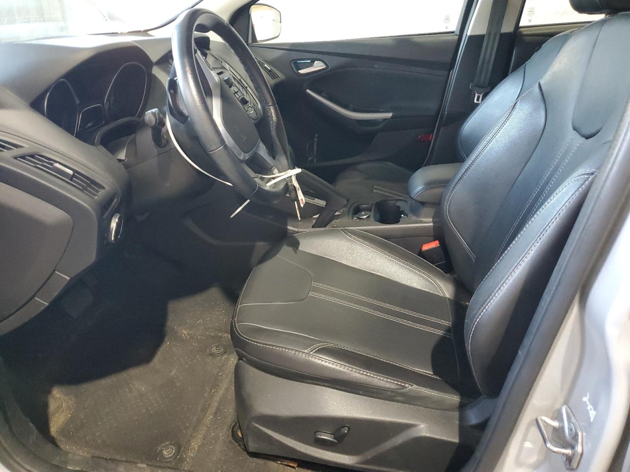 2014 Ford Focus Se VIN: 1FADP3K27EL296949 Lot: 84583115