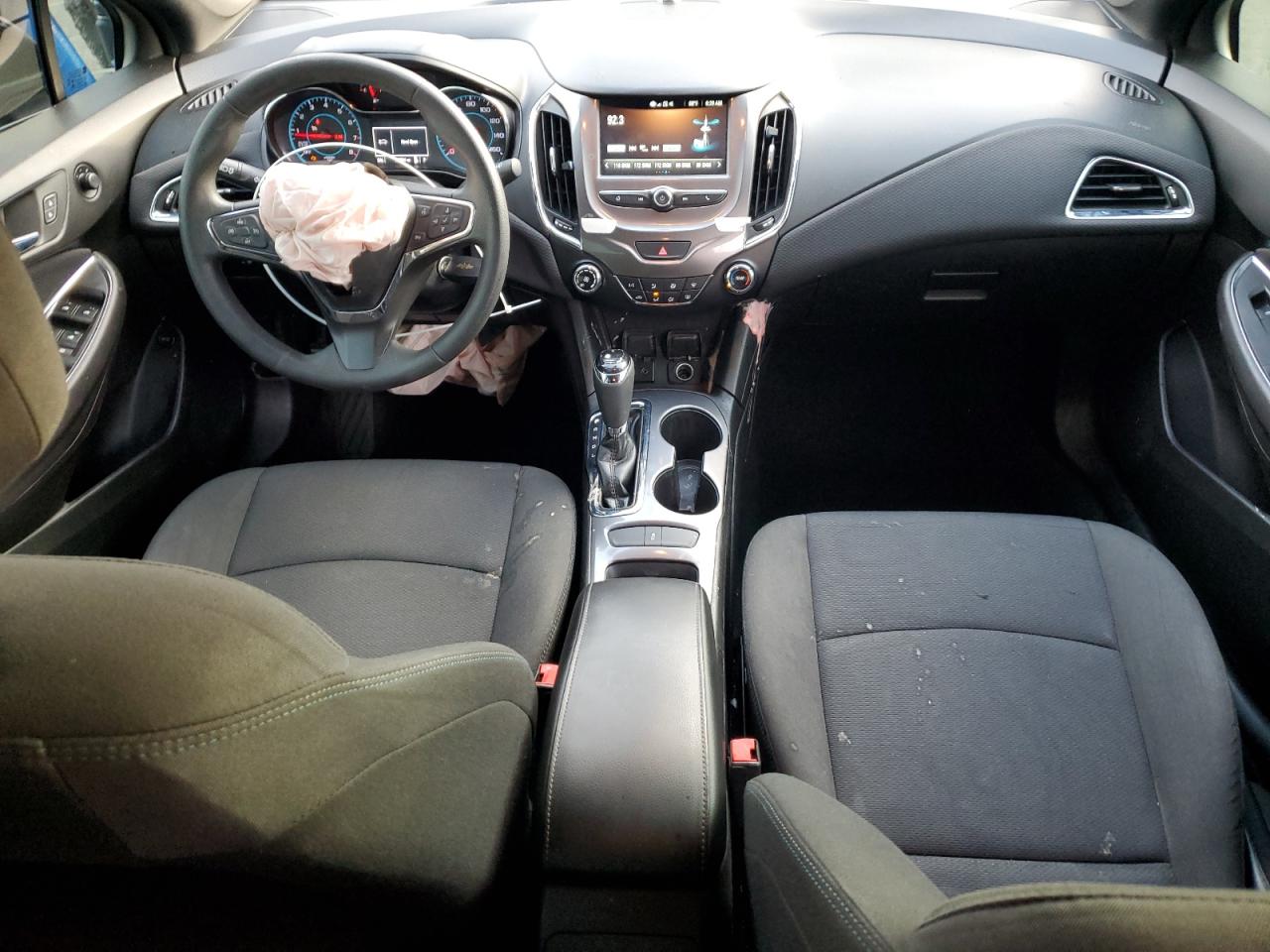 2018 Chevrolet Cruze Lt VIN: 1G1BE5SM1J7132287 Lot: 84811955