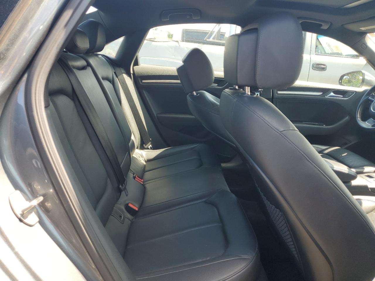 2015 Audi A3 Premium VIN: WAUBFGFF3F1100671 Lot: 71527015