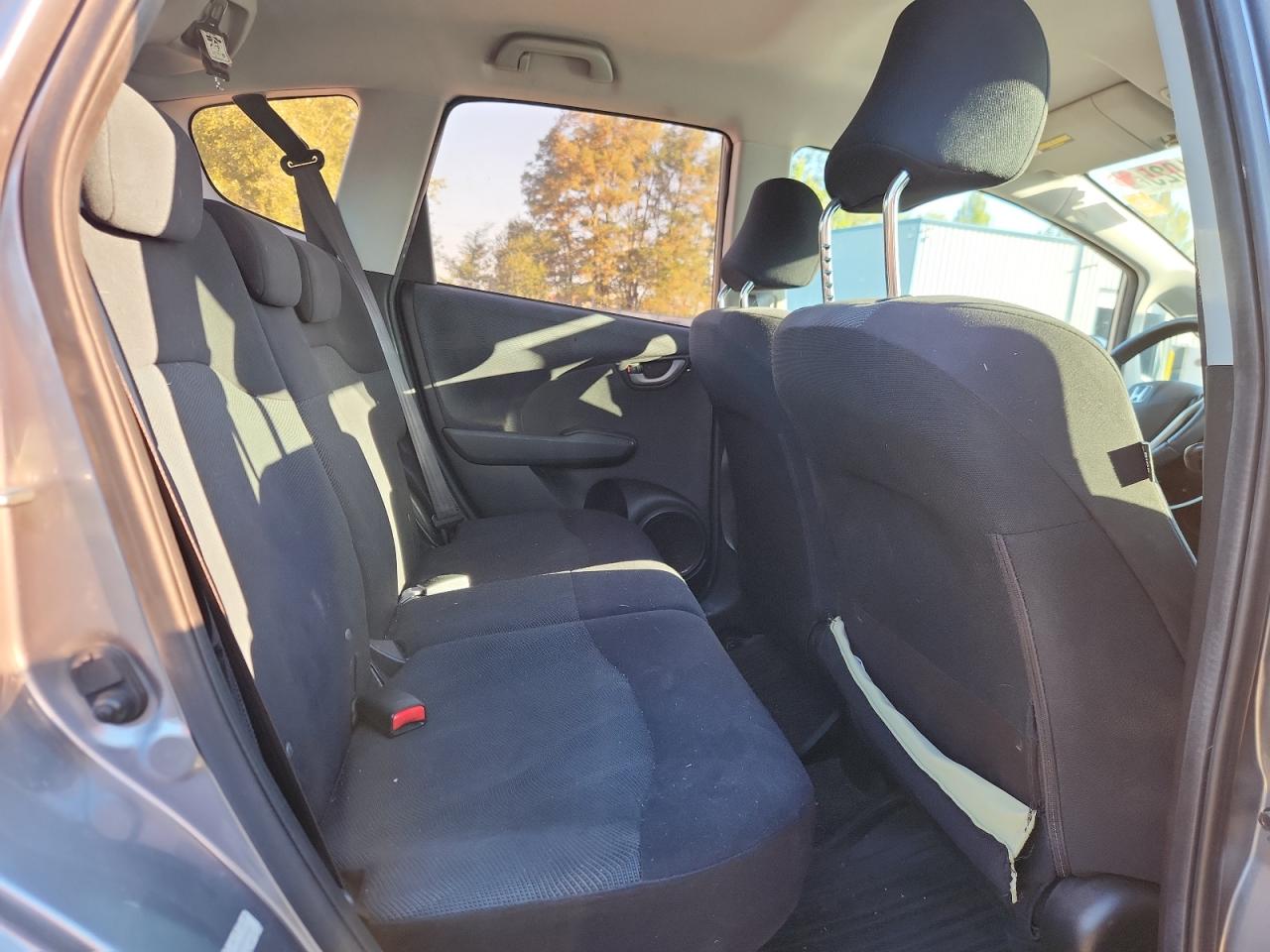 2009 Honda Fit Sport VIN: JHMGE884X9S020259 Lot: 81111025