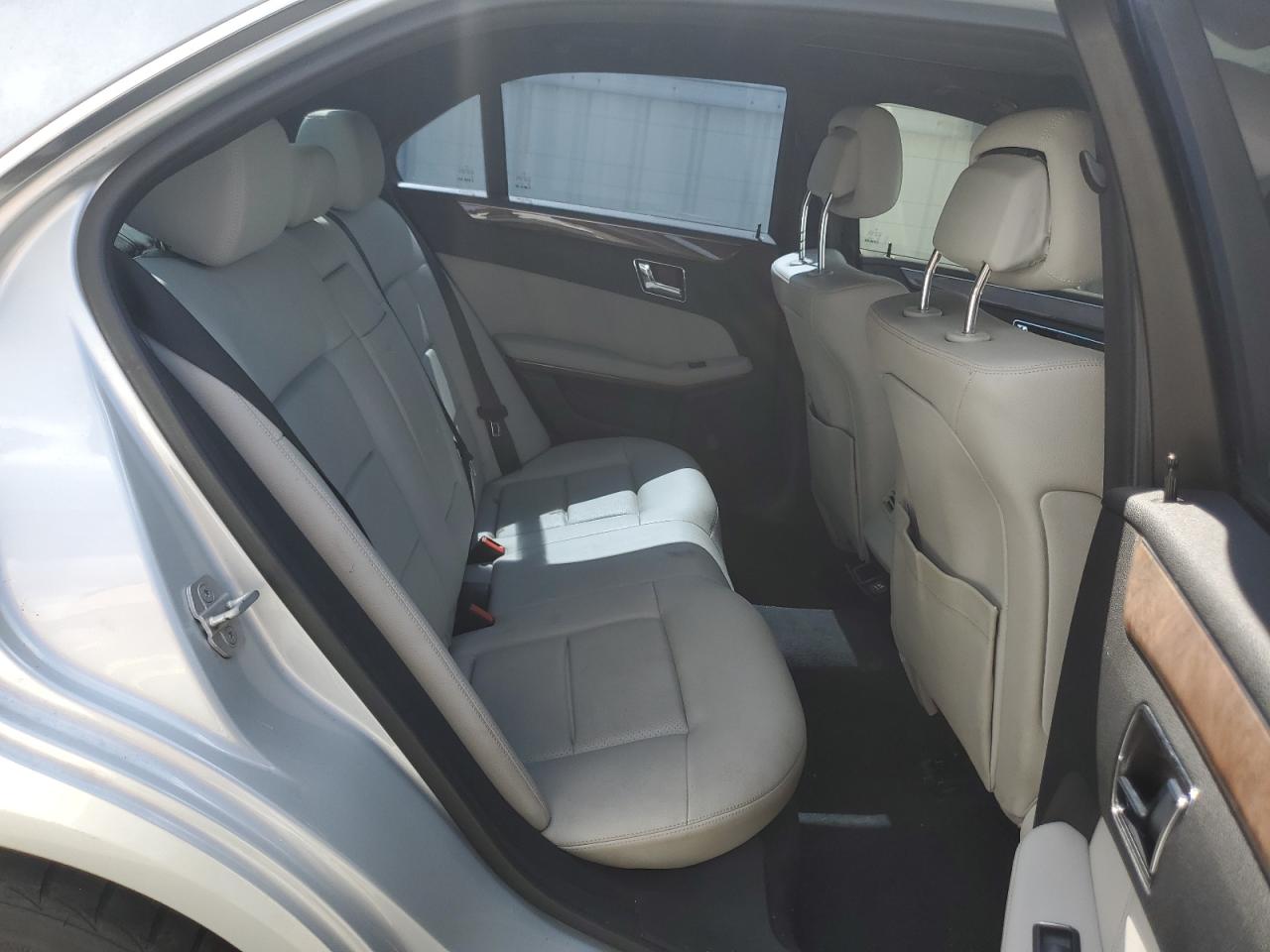 2010 Mercedes-Benz E 350 VIN: WDDHF5GB6AA218032 Lot: 80377325