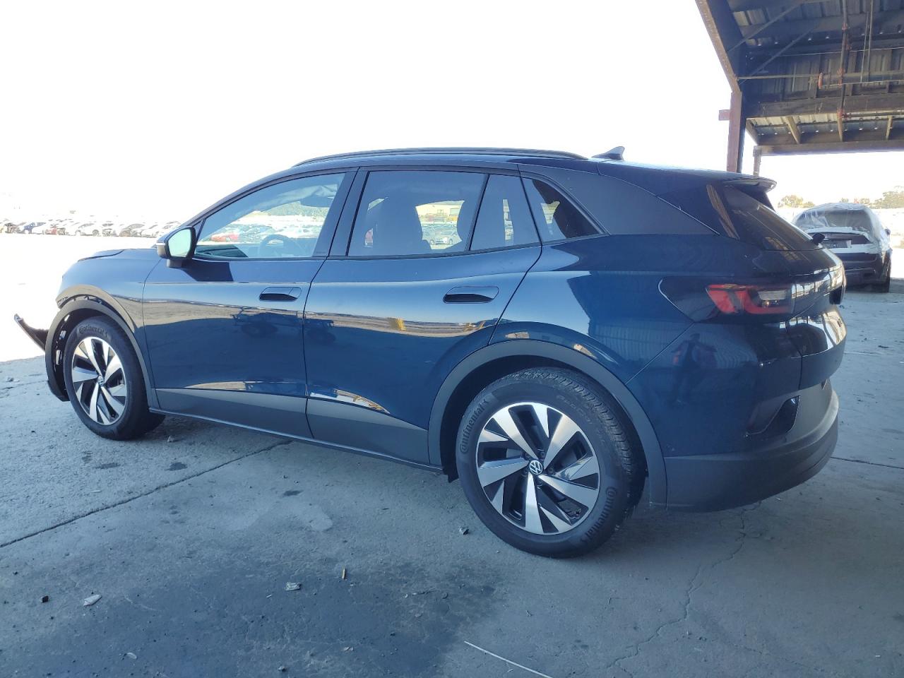 2023 Volkswagen Id.4 blue null electric 1V2BMPE8XPC054496 photo #3