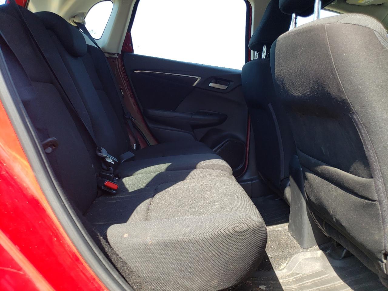 2015 Honda Fit Ex VIN: 3HGGK5G8XFM764916 Lot: 70675925