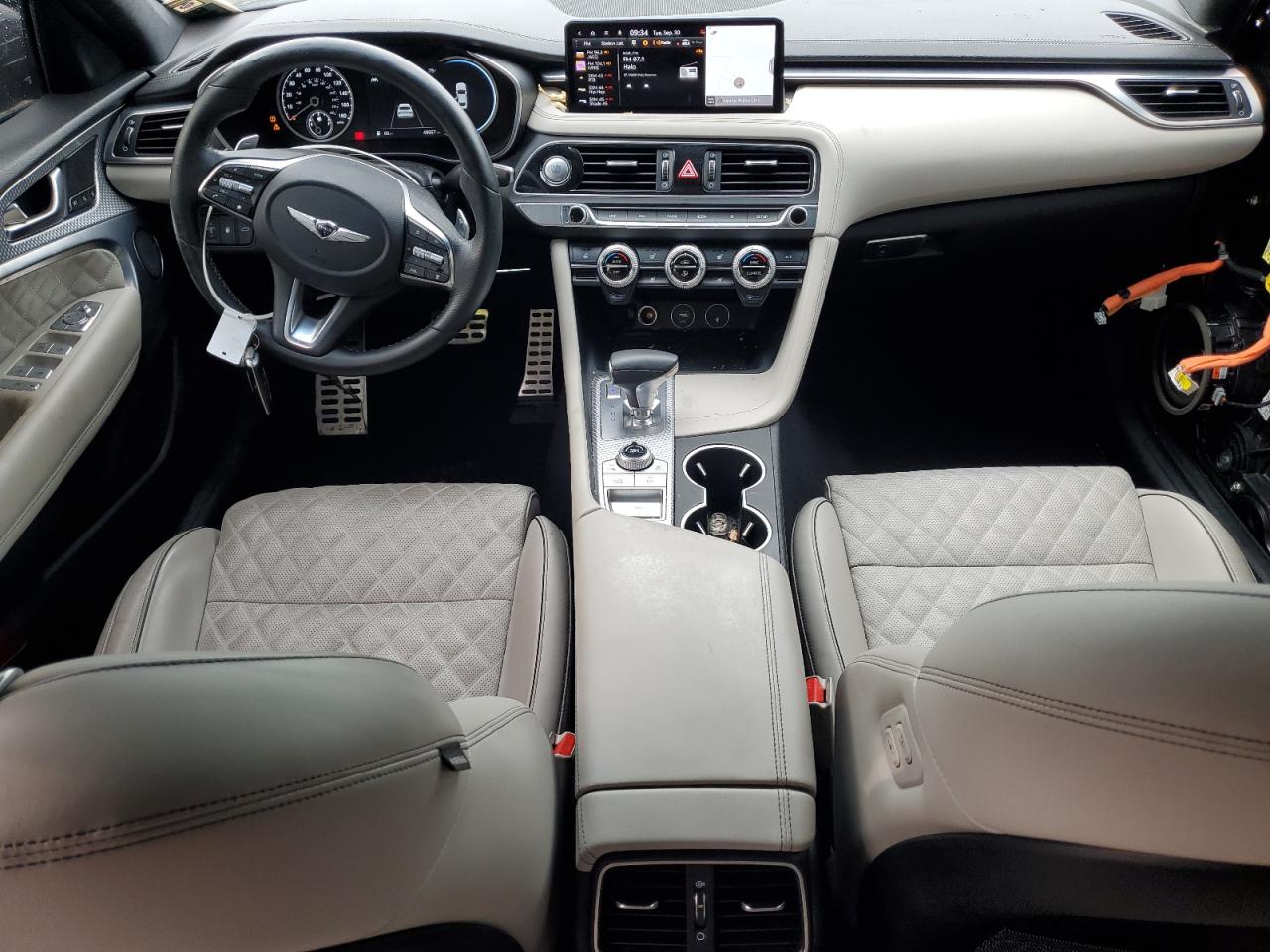 2022 Genesis G70 Base VIN: KMTG54TE4NU082993 Lot: 81861045