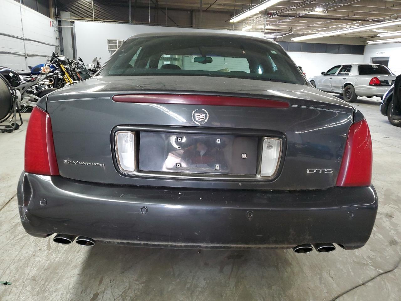 2002 Cadillac Deville Dts VIN: 1G6KF57992U162300 Lot: 80359485