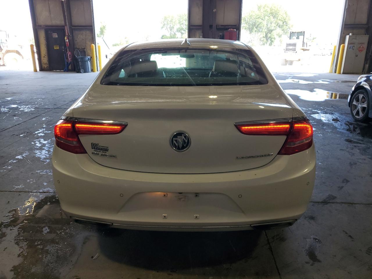 2017 Buick Lacrosse Essence VIN: 1G4ZP5SS3HU176751 Lot: 80339995