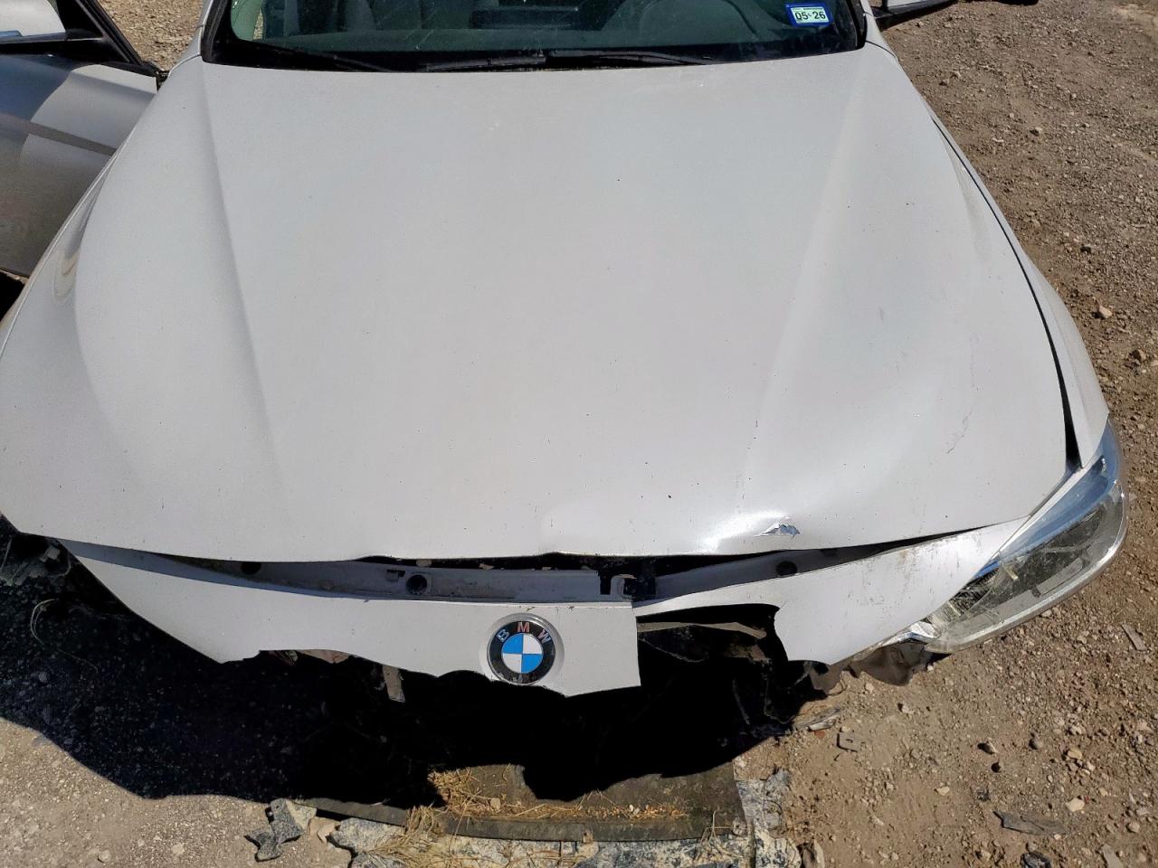 2018 BMW 320 Xi VIN: WBA8E5G52JNU47420 Lot: 71370975