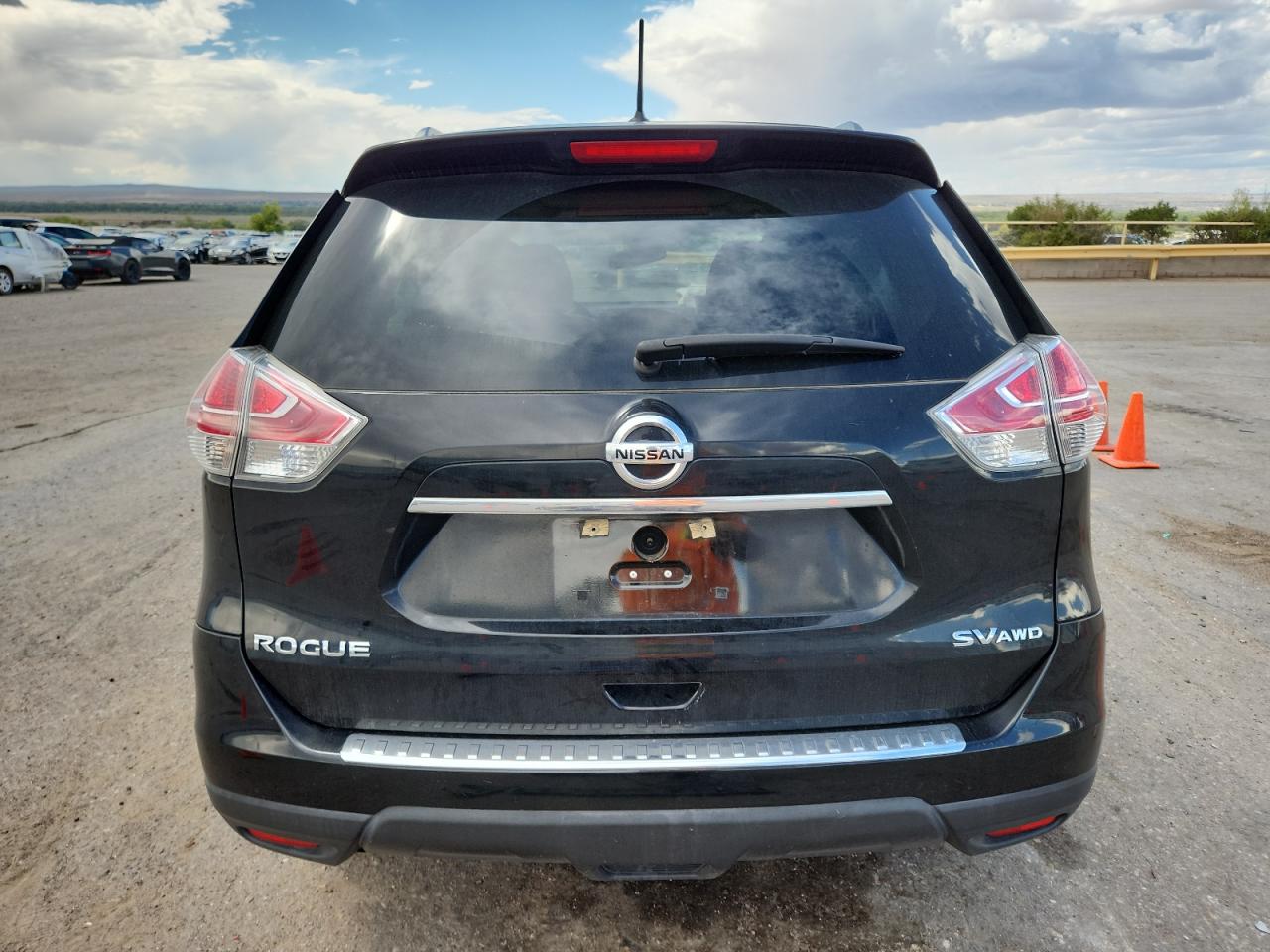 2016 Nissan Rogue S VIN: 5N1AT2MV5GC811147 Lot: 81041925