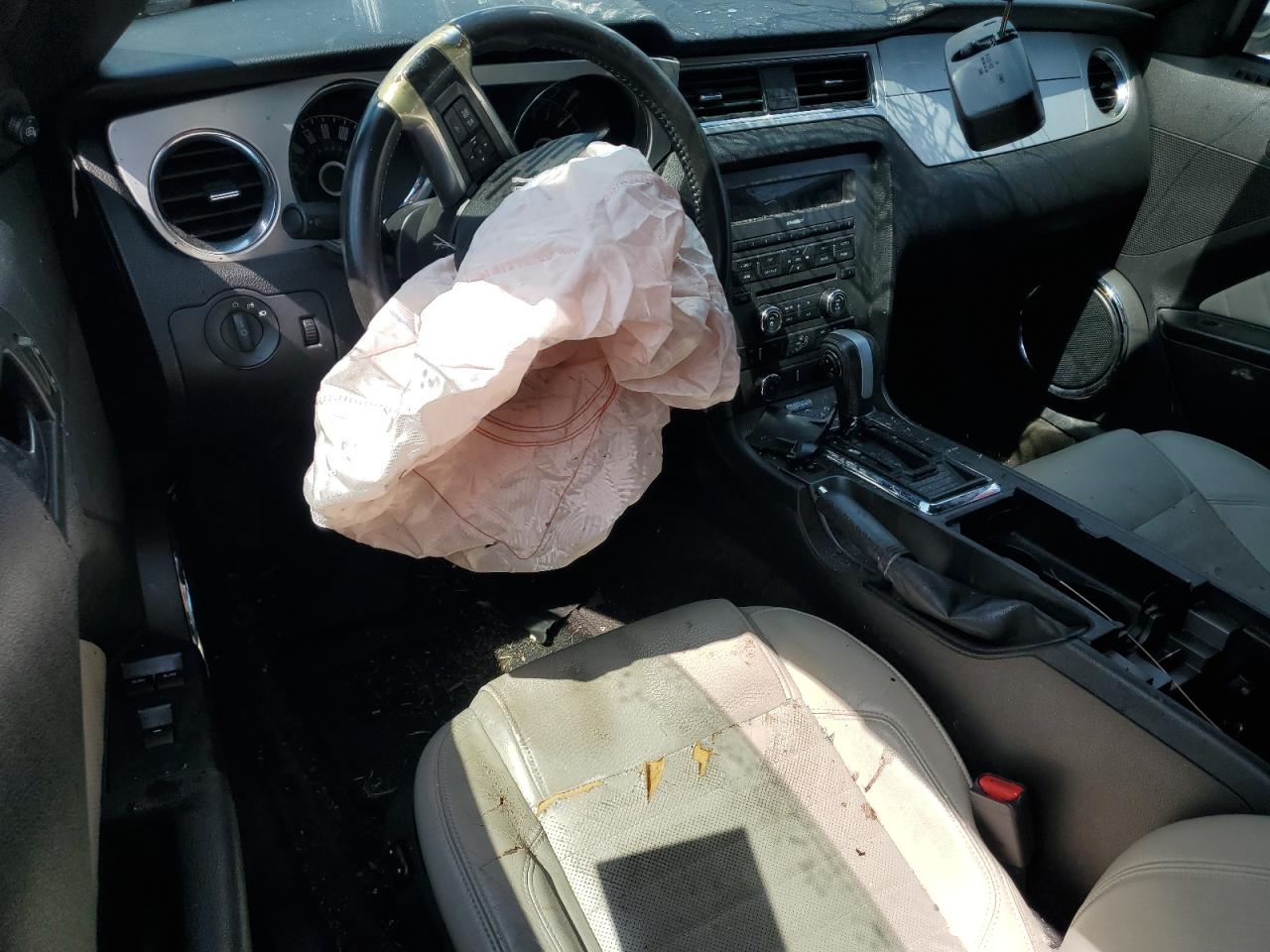 2014 Ford Mustang VIN: 1ZVBP8EM8E5273502 Lot: 71125485