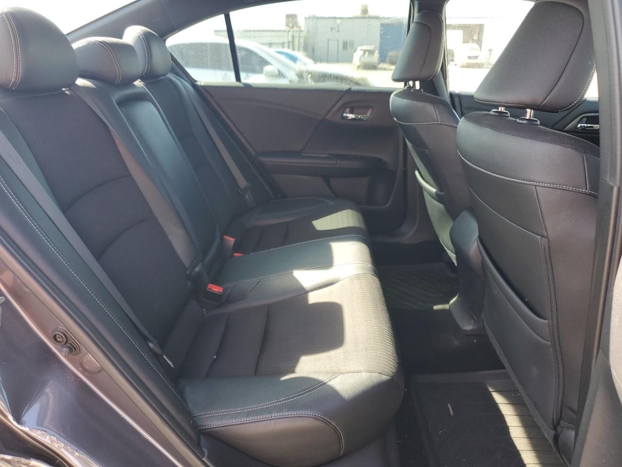 2017 Honda Accord Sport VIN: 1HGCR2F5XHA010897 Lot: 71370025