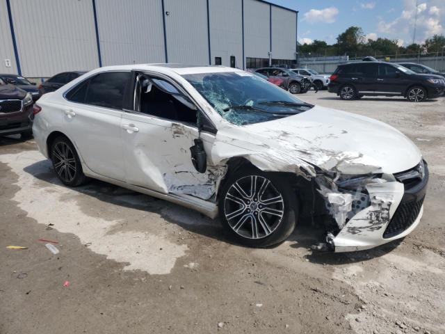  TOYOTA CAMRY 2016 Белы
