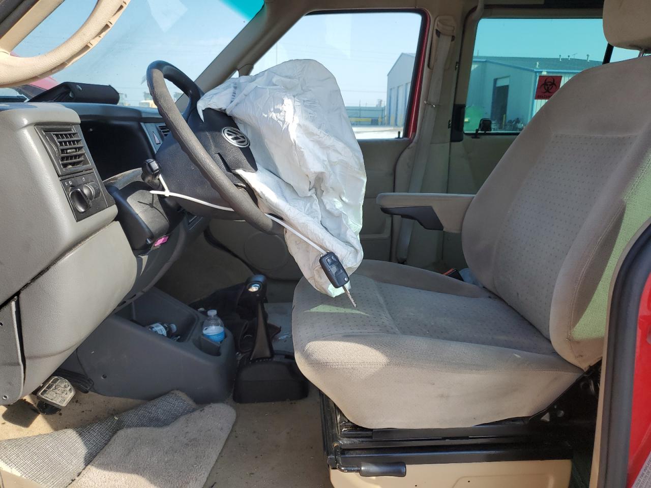 2003 Volkswagen Eurovan Gls VIN: WV2KB47073H001833 Lot: 80686065