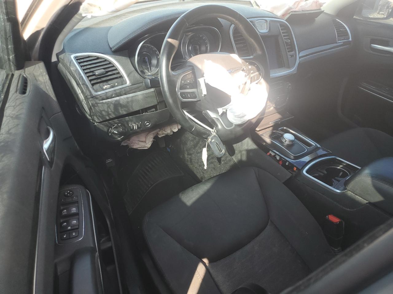 2019 Chrysler 300 Touring VIN: 2C3CCARGXKH691082 Lot: 80534645