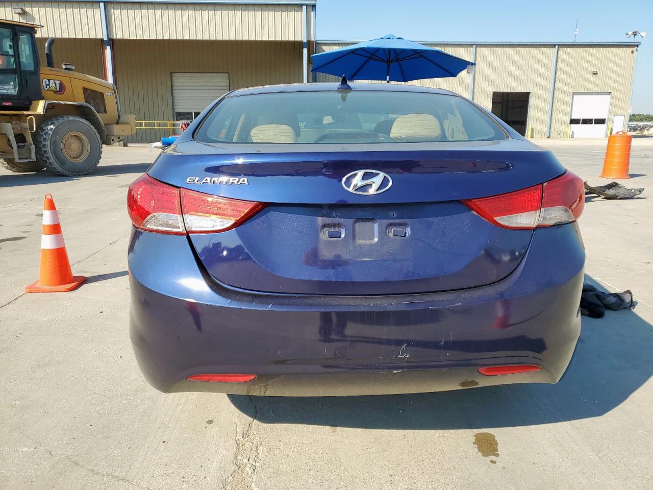 2013 Hyundai Elantra Gls VIN: 5NPDH4AE4DH295592 Lot: 69315655