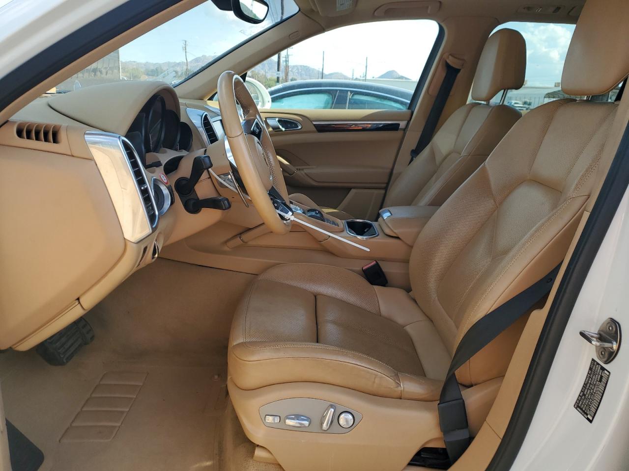 2016 Porsche Cayenne VIN: WP1AA2A2XGKA09329 Lot: 81347585