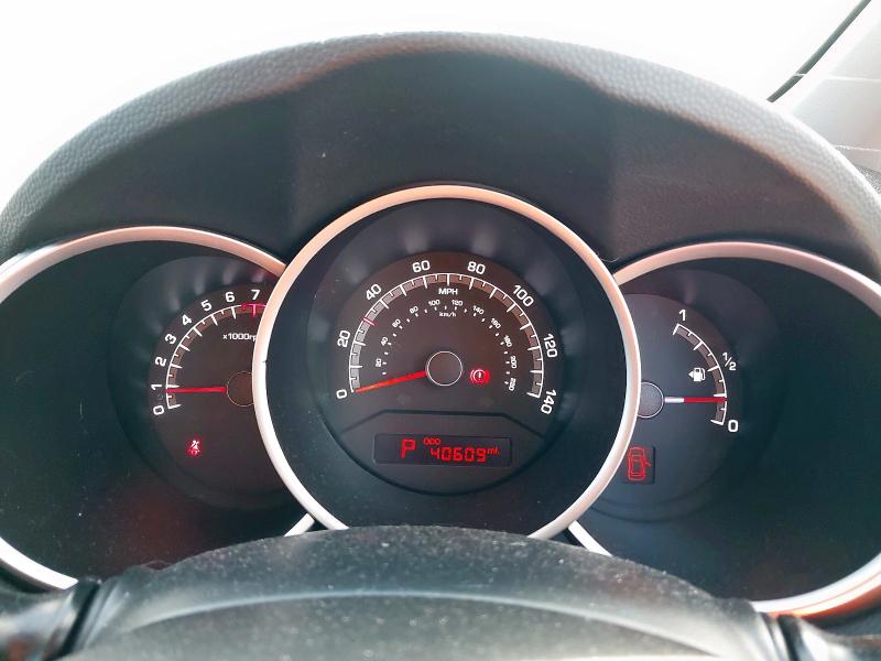 2015 KIA VENGA 2 AUTO 