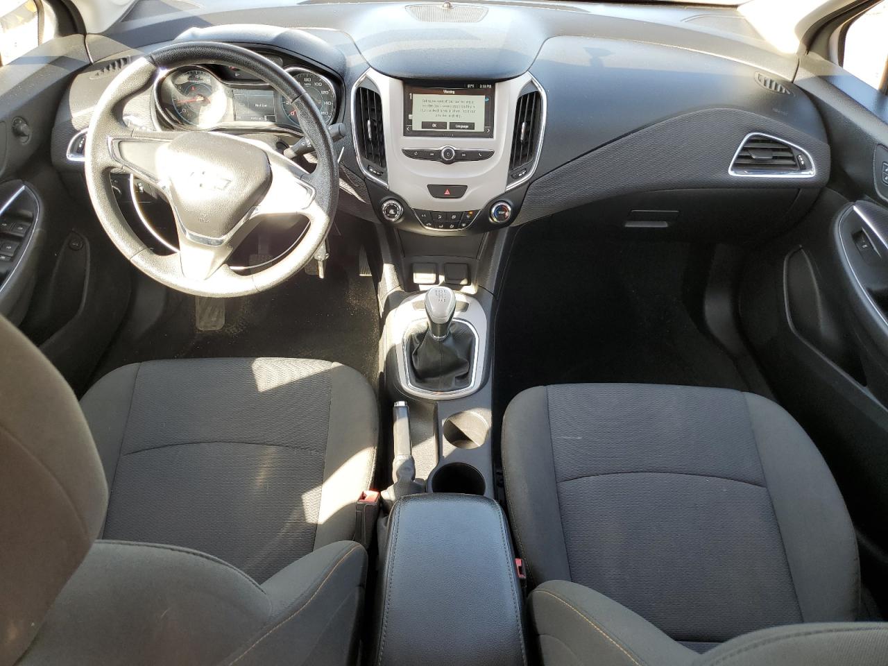 2018 Chevrolet Cruze Ls VIN: 1G1BB5SM6J7139938 Lot: 81884995