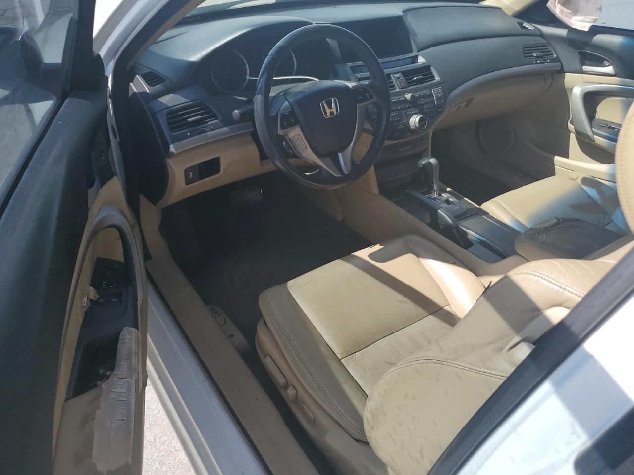 2011 Honda Accord Exl VIN: 1HGCS2B89BA001832 Lot: 84435185