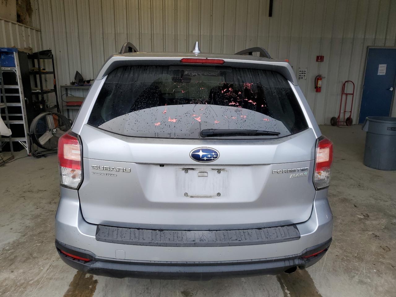 2017 Subaru Forester 2.5I Limited VIN: JF2SJAJC8HH409902 Lot: 81145785