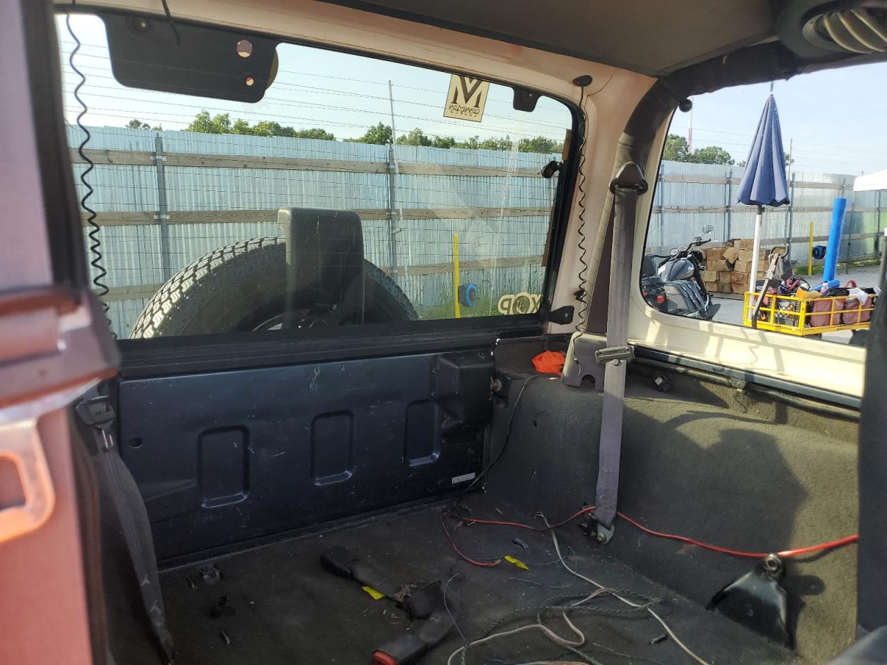 2002 Jeep Wrangler / Tj Sport VIN: 1J4FA49S22P715529 Lot: 80557755