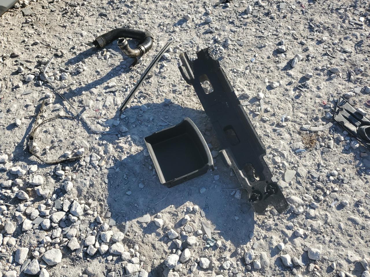 2018 Buick Encore Sport Touring VIN: KL4CJ2SB9JB505670 Lot: 81896245